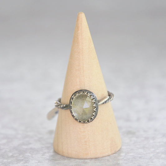 Reticulated Quartz Ring • Size 7.5 US