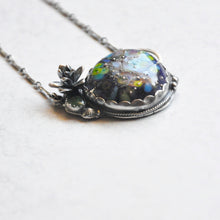 Load image into Gallery viewer, Glass + Succulent Pendant No. 1
